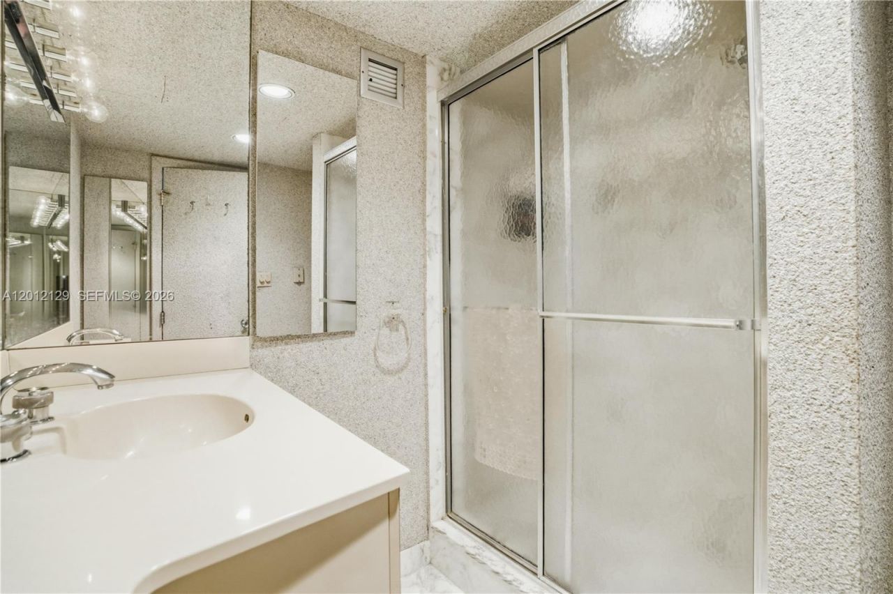 2751 S Ocean Dr , Unit 1805S, Hollywood, FL 33019 Photo