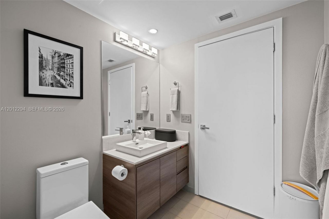 1080 Brickell Ave, Unit 2001, Miami, FL 33131 Photo