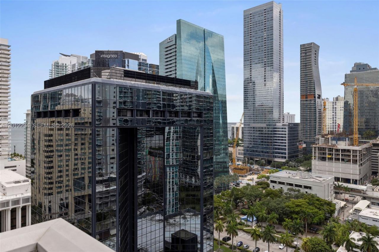 1080 Brickell Ave, Unit 2001, Miami, FL 33131 Photo
