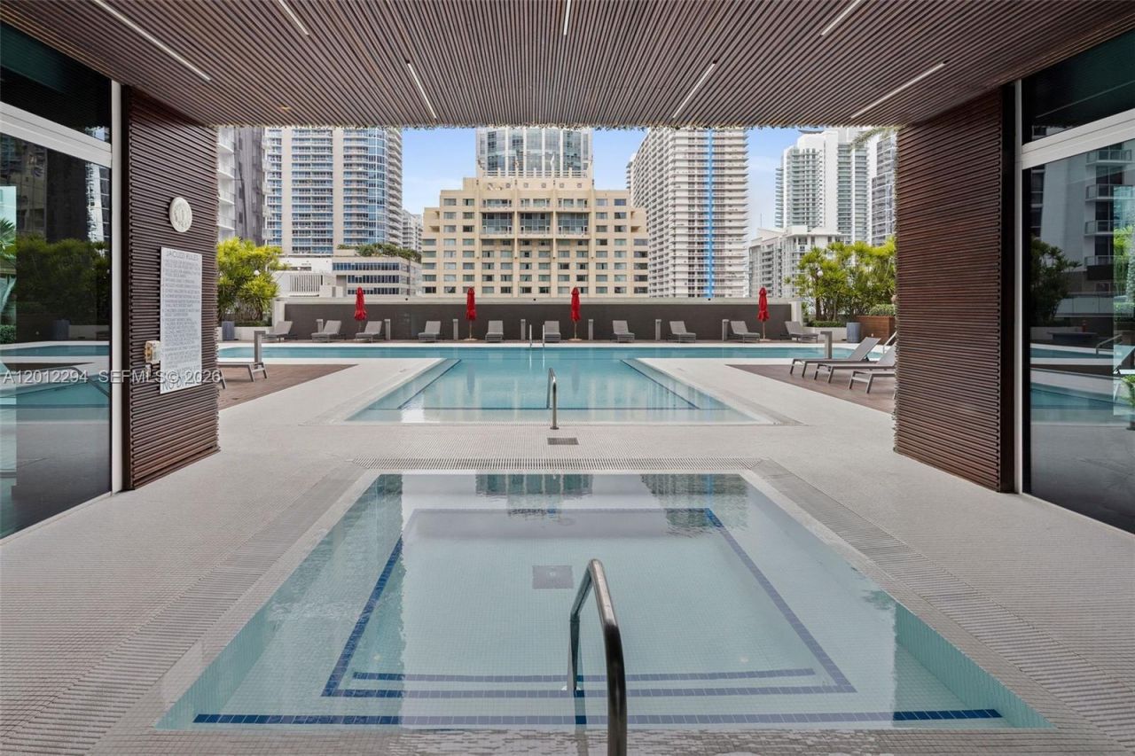 1080 Brickell Ave, Unit 2001, Miami, FL 33131 Photo