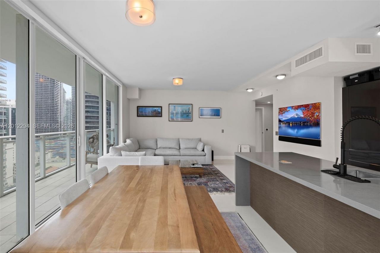 1080 Brickell Ave, Unit 2001, Miami, FL 33131 Photo