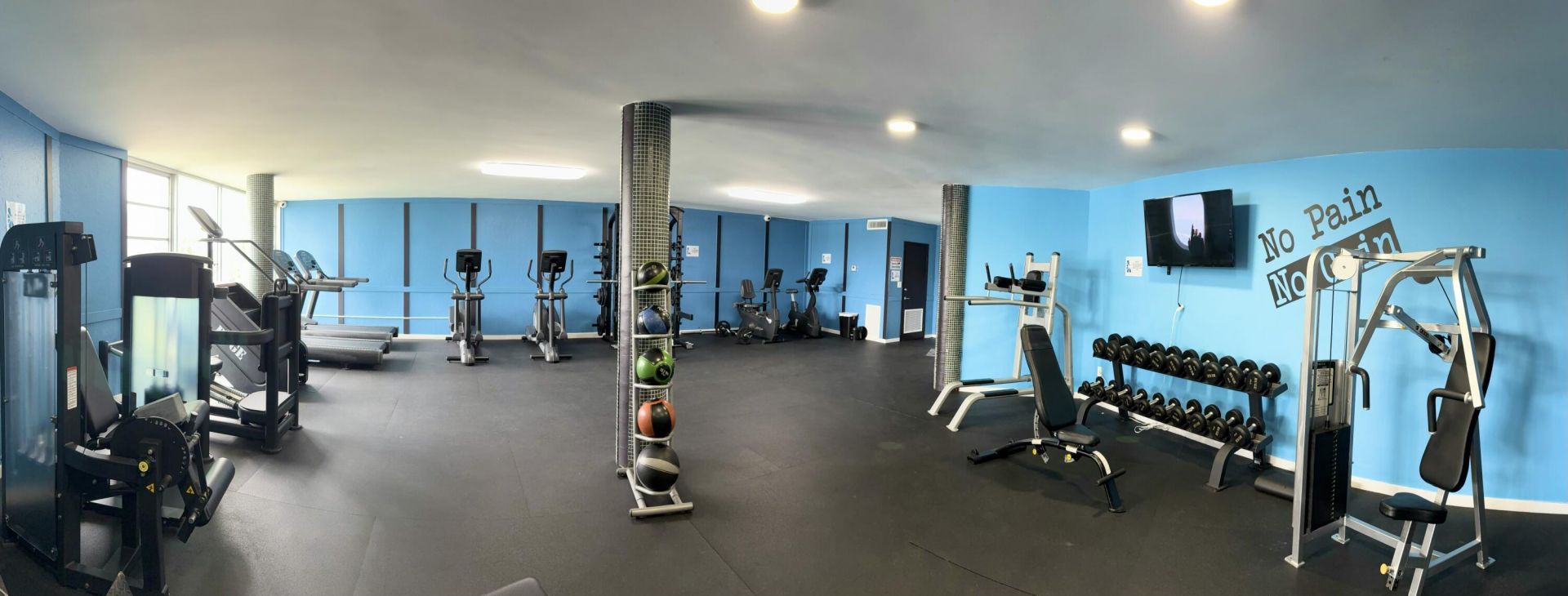 877 NE 195th Street, Unit 320, Miami, FL 33179 Photo