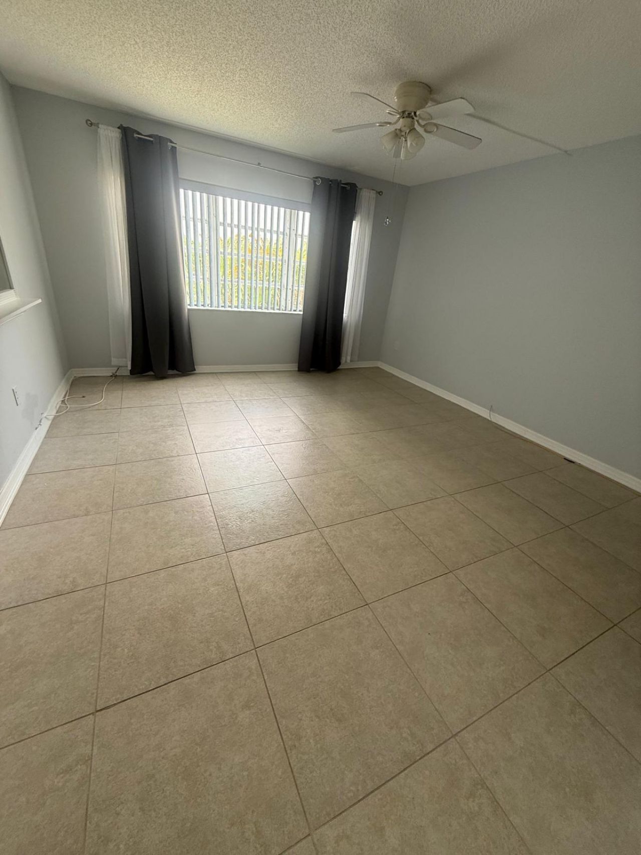 877 NE 195th Street, Unit 320, Miami, FL 33179 Photo