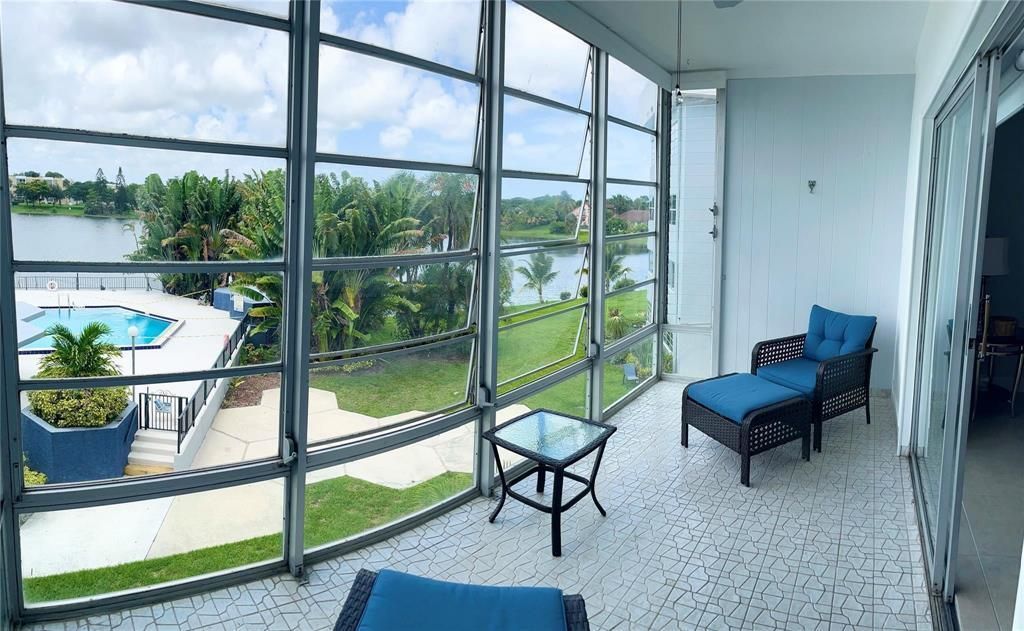 877 NE 195th Street, Unit 320, Miami, FL 33179 Photo