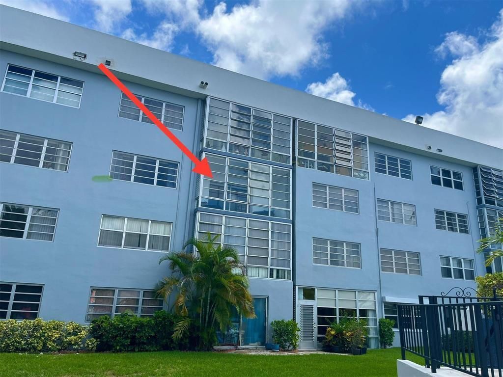 877 NE 195th Street, Unit 320, Miami, FL 33179 Photo