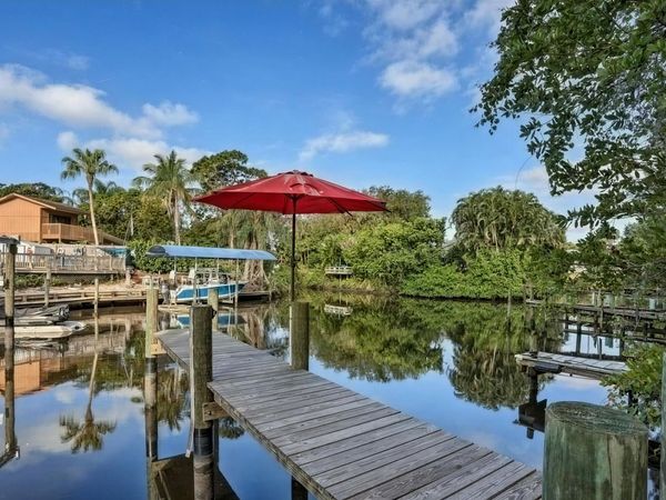 522 SW Timber Trail, Stuart, FL 34997