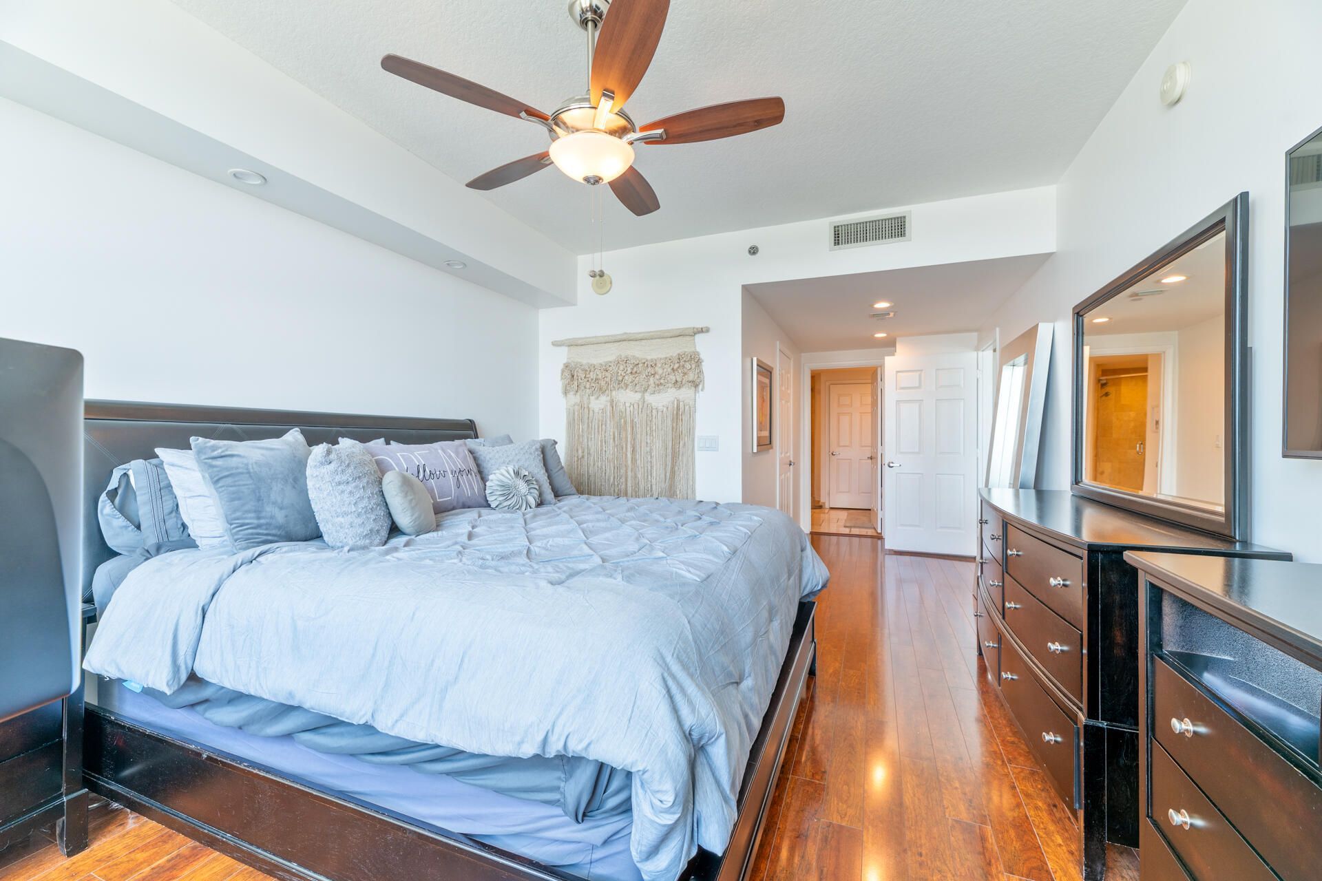 1819 SE 17th Street, Unit 802, Fort Lauderdale, FL 33316 Photo