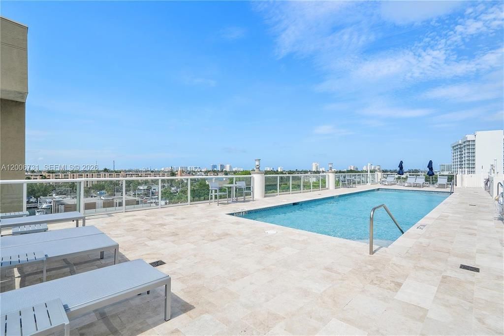1819 SE 17th Street, Unit 802, Fort Lauderdale, FL 33316 Photo