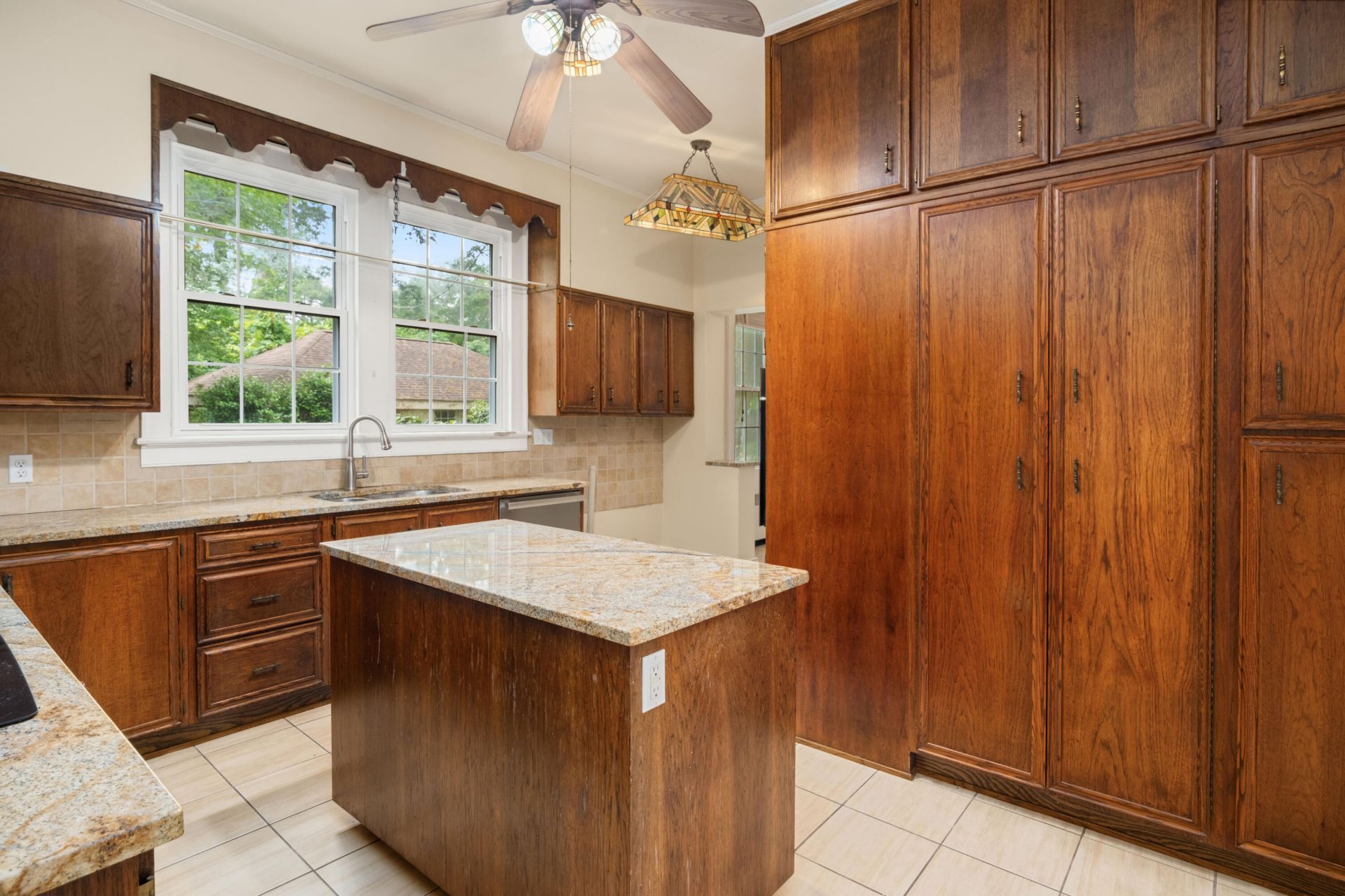2131 Westrivers Road Photo 14