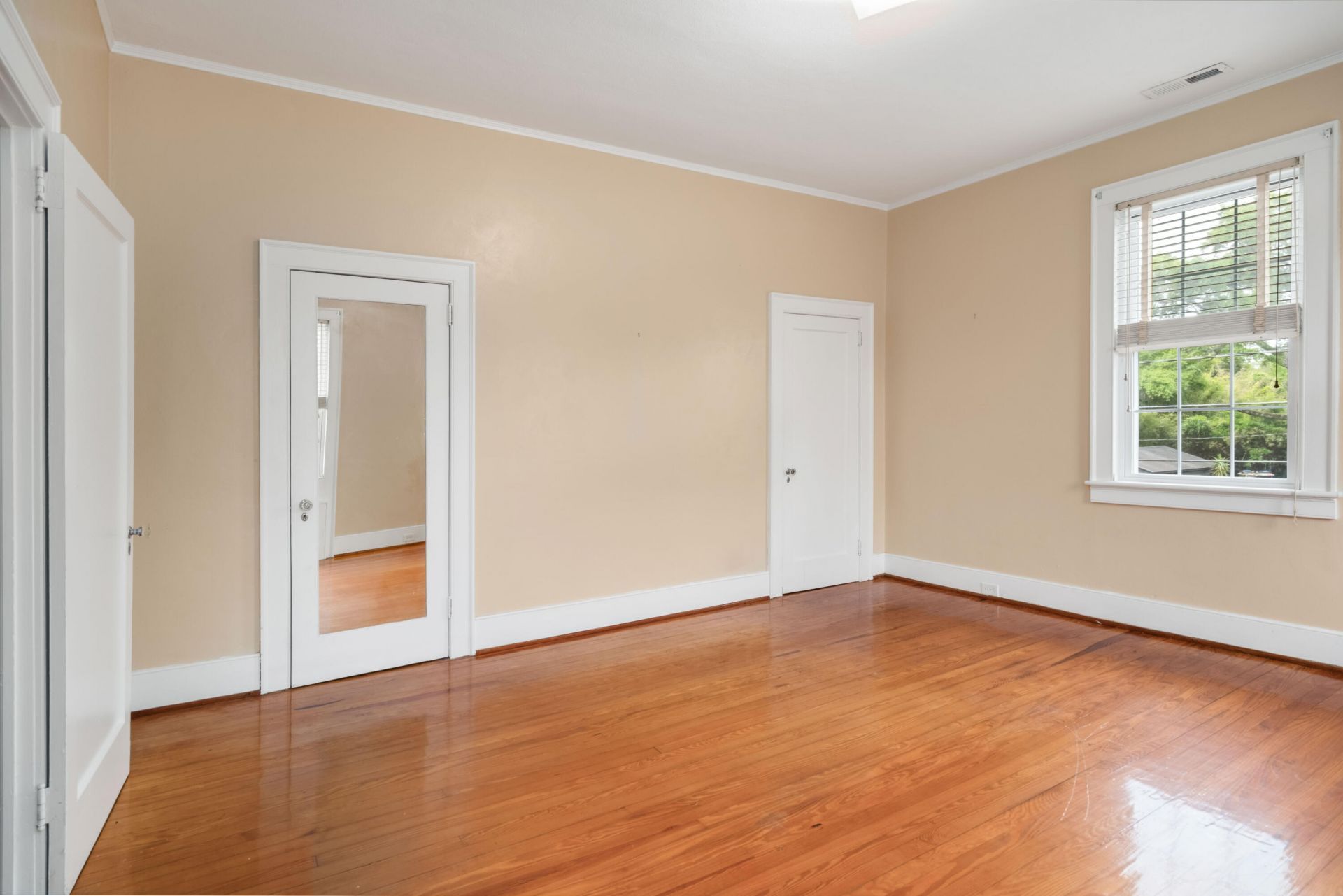 2131 Westrivers Road Photo 28