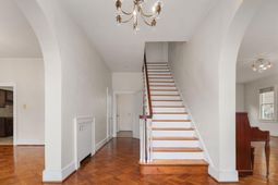 2131 Westrivers Road photo 4