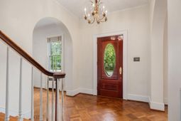 2131 Westrivers Road photo 4