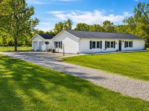 4590 Pyrmont Road, Lewisburg, OH 45338