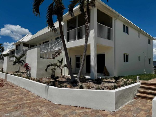 805 E Gulf Dr, Unit B4, Sanibel, FL 33957