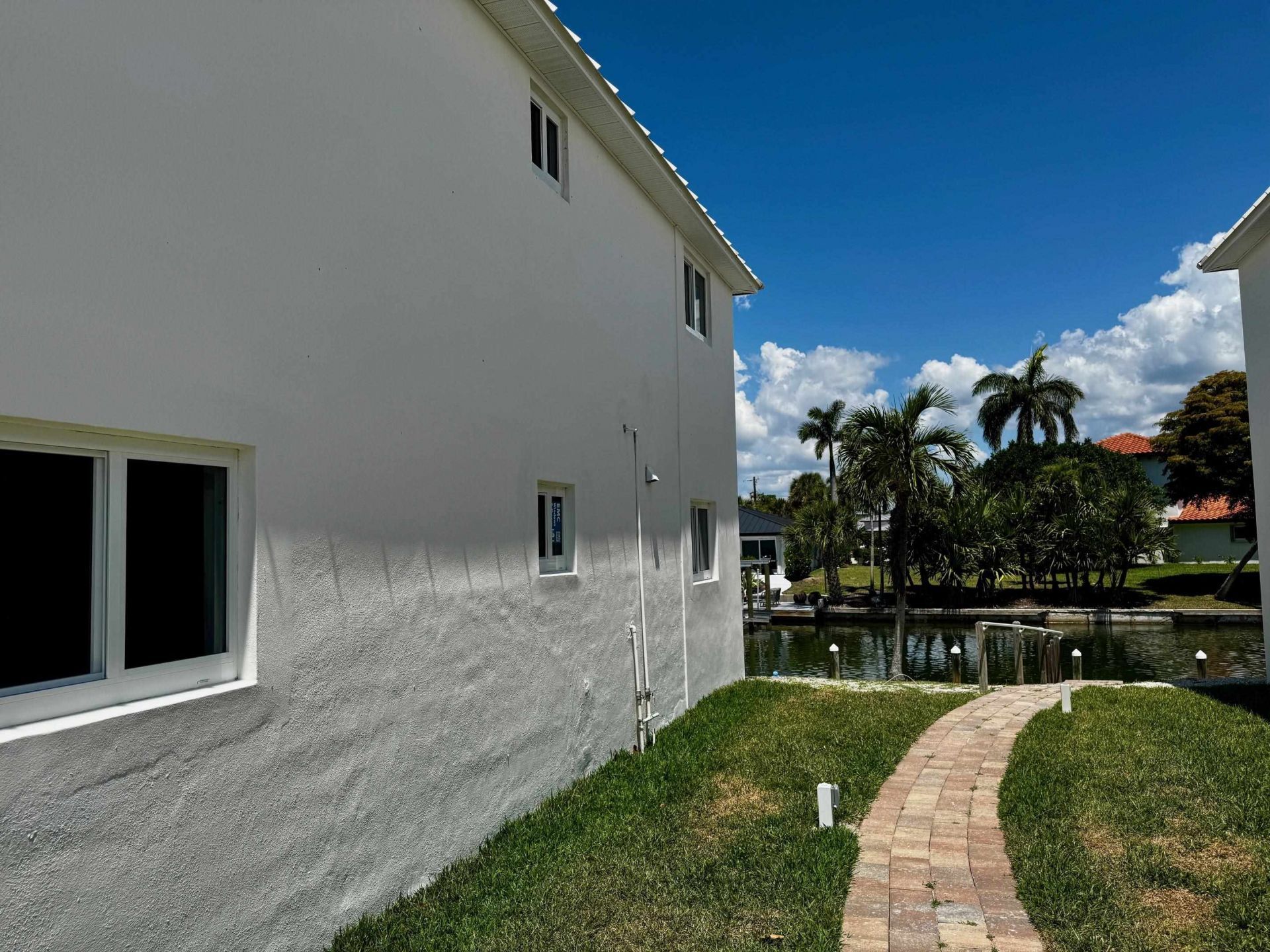 805 E Gulf Dr, Unit B4, Sanibel, FL 33957 Photo