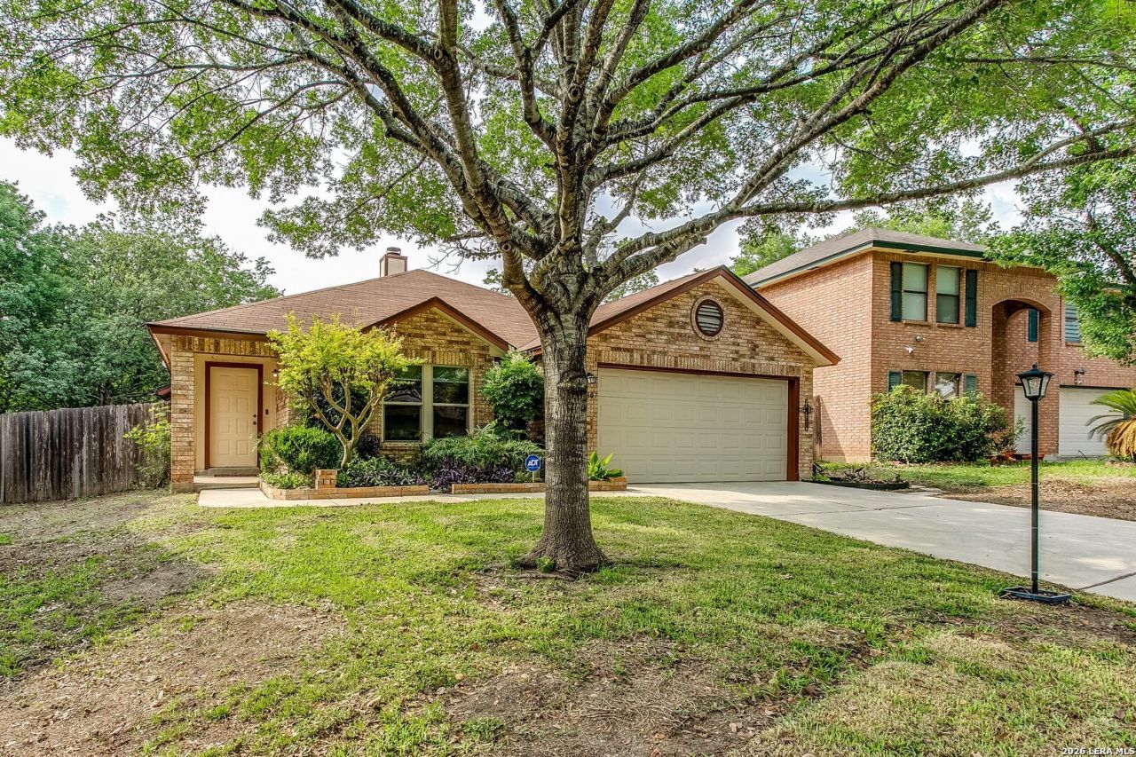 13807 Winding Hl, San Antonio, TX 78217 Main Photo