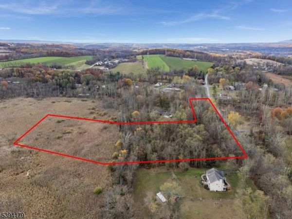 143 Vail Rd, Knowlton, NJ 07832