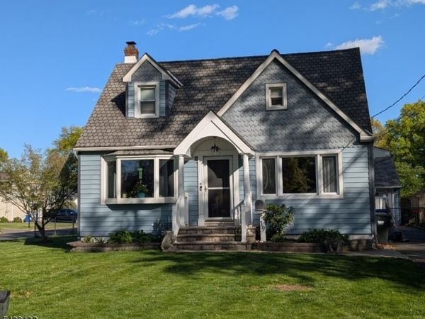 19 Kathryn St, Clark, NJ 07066