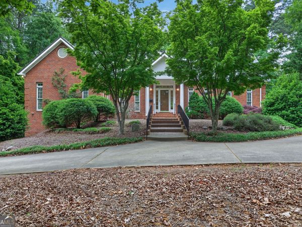 110 Greystone Dr, Bremen, GA 30110