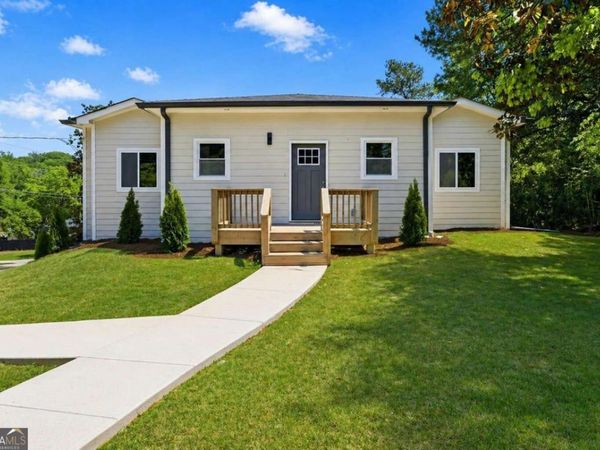 305 Fairburn Road NW, Atlanta, GA 30331