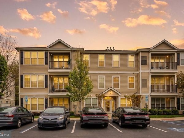 121 KYLE WAY, EWING, NJ 08628