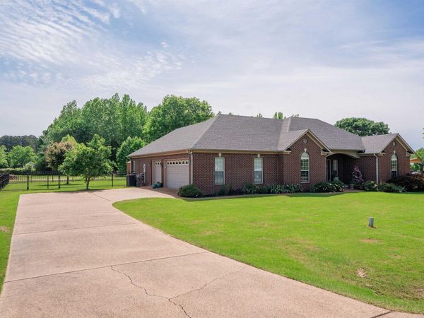 65 Lost Creek Dr., Heber Springs, AR 72543