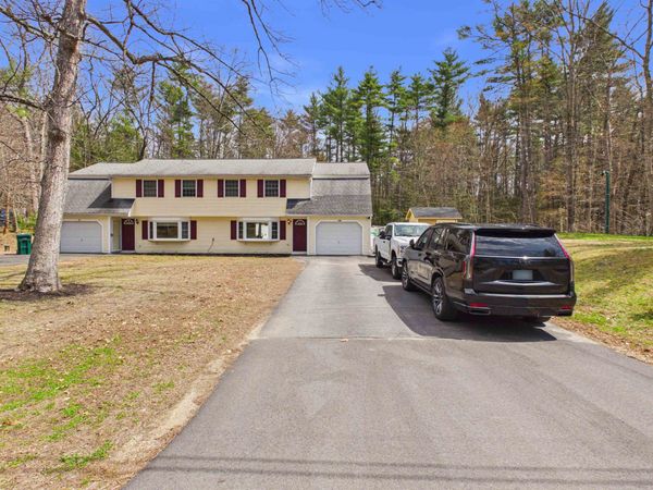 19 Deerwood Drive, Unit B, Amherst, NH 03031