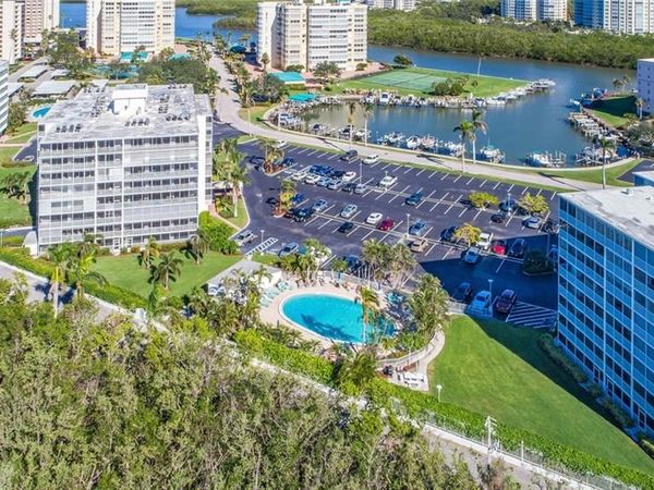 3 BLUEBILL AVE , Unit 610, NAPLES, FL 34108