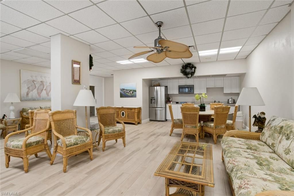 3 Bluebill Ave , Unit 610, Naples, FL 34108 Photo