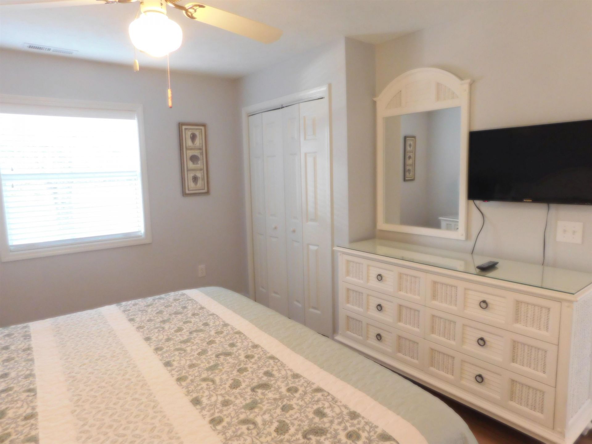 521 White River Dr.  Photo 15