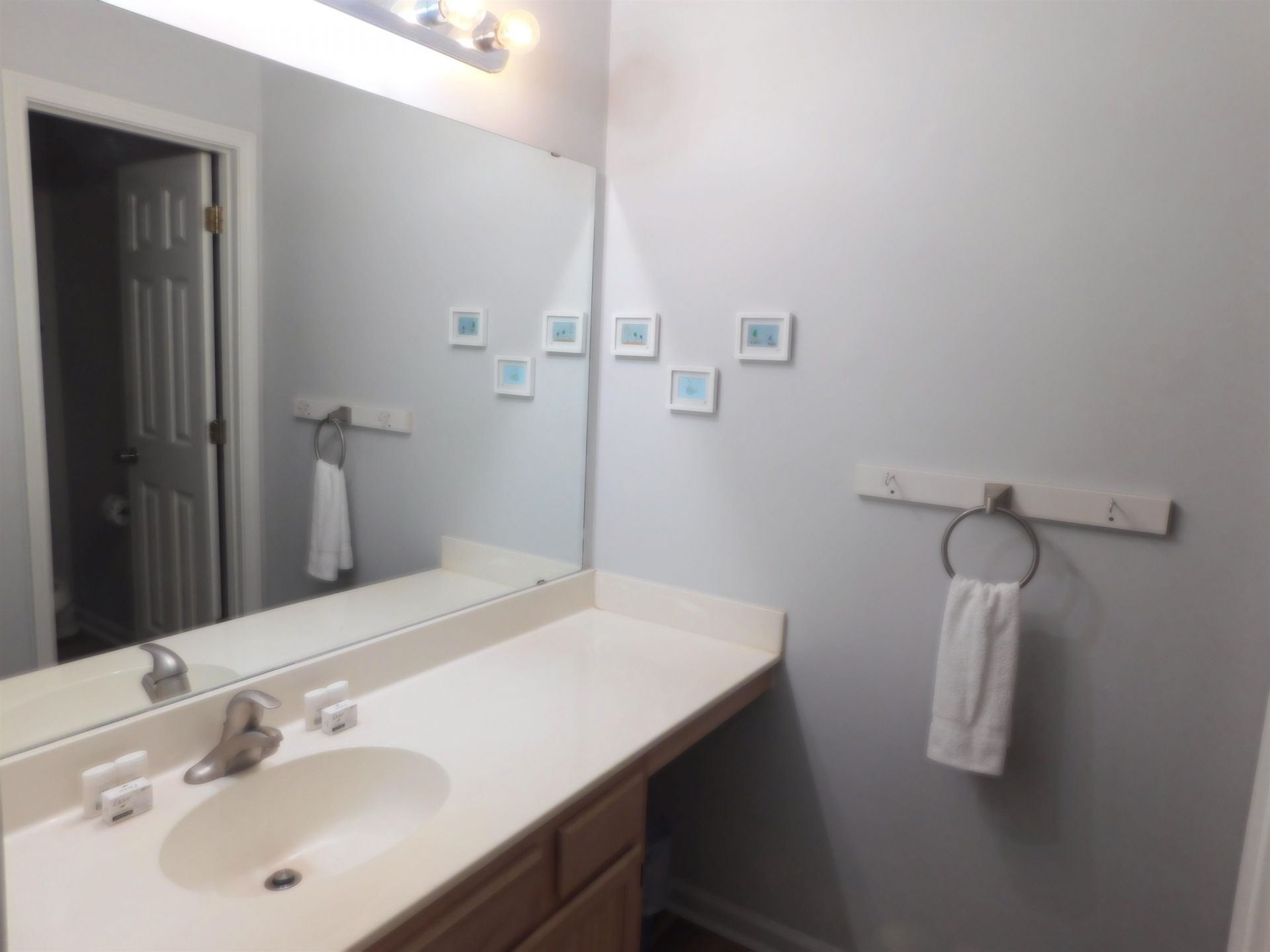 521 White River Dr.  Photo 16
