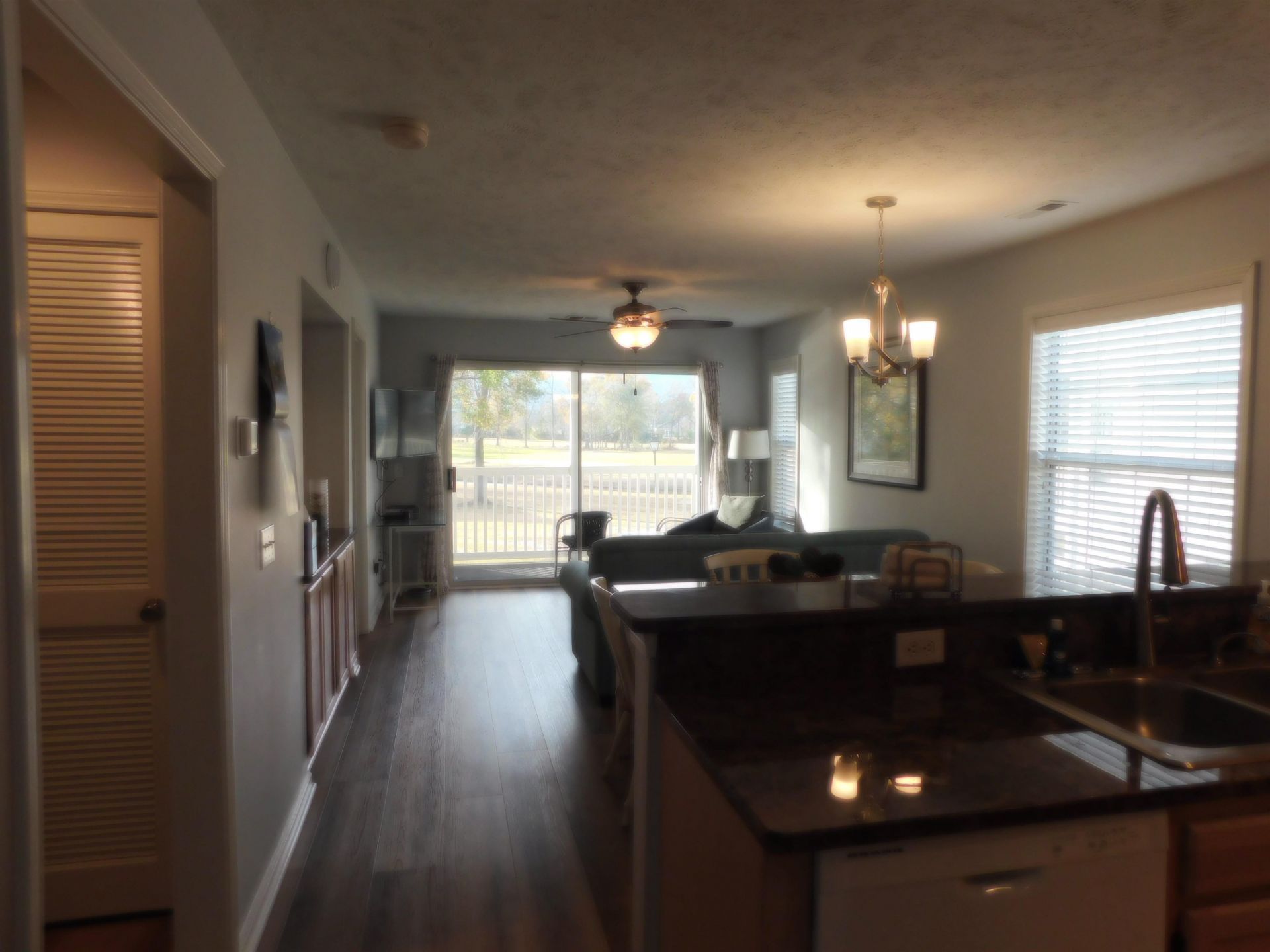 521 White River Dr.  Photo 4