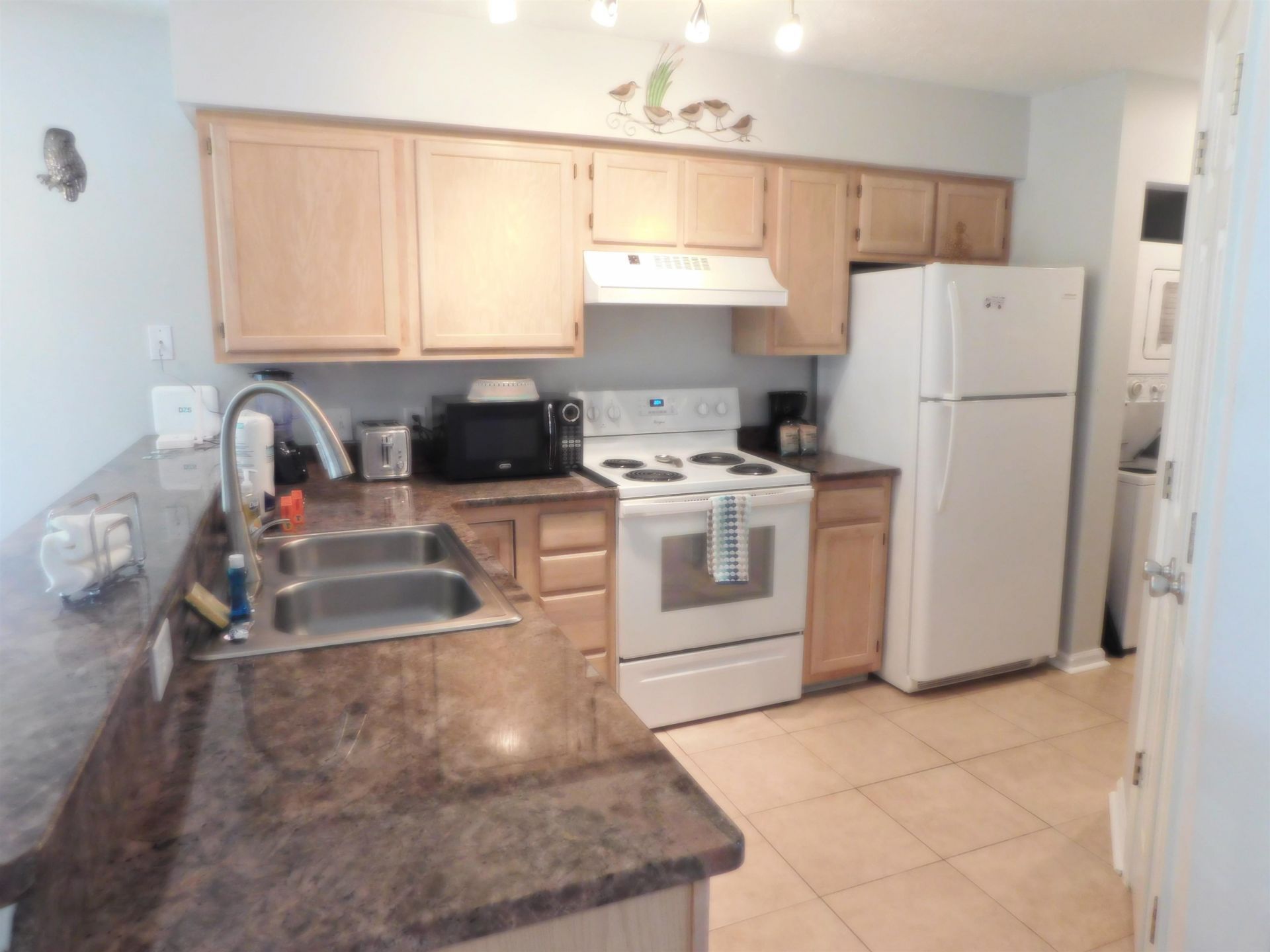 521 White River Dr.  Photo 6