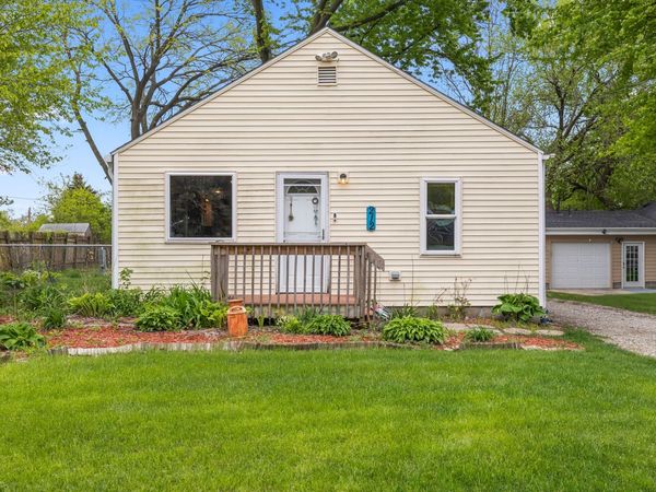 212 Herold Avenue , Des Moines, IA 50315