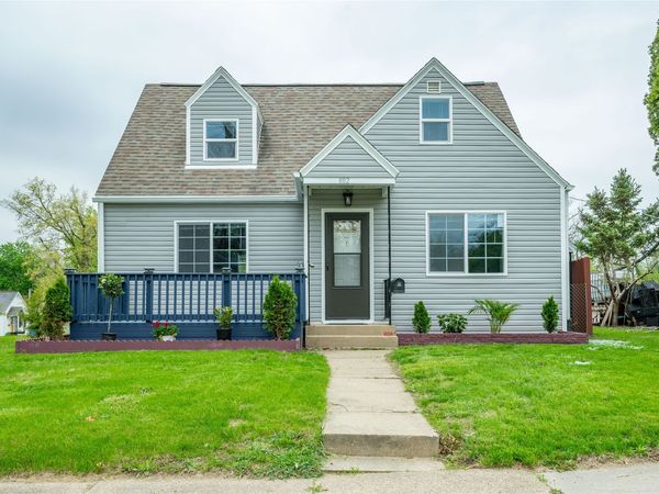 602 N 3rd Street , Marshalltown, IA 50158