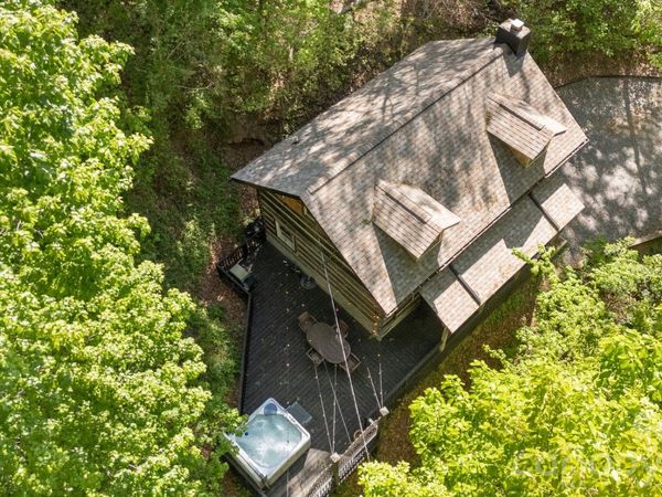 155 Spivey Mountain Road, Asheville, NC 28806