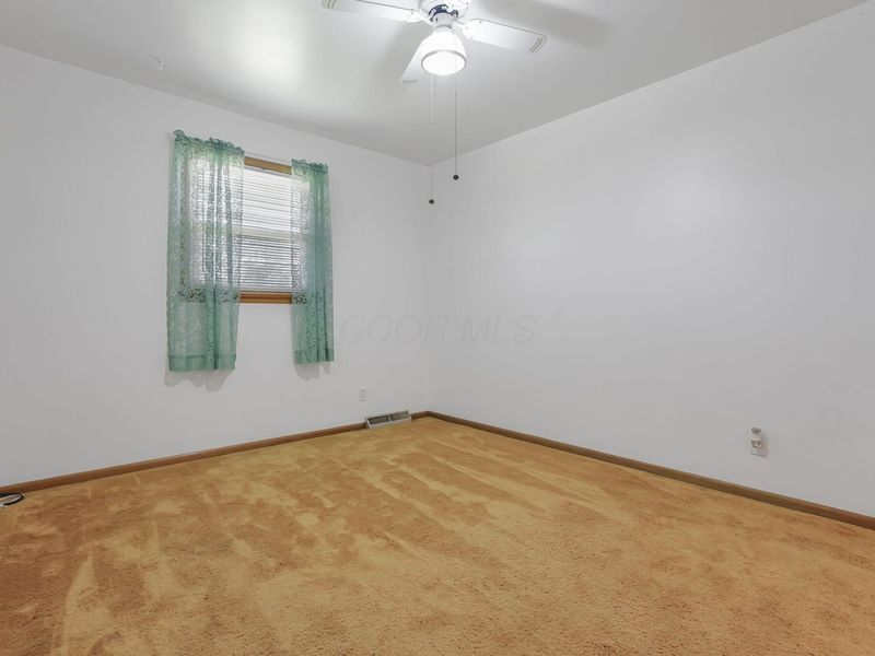5591 Mason Drive SE, Lancaster, OH 43130 Photo 24