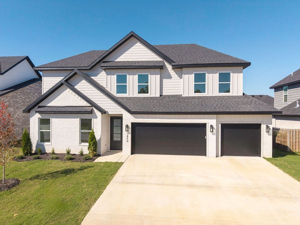 1840 Peacock Road , Centerton, AR 72719