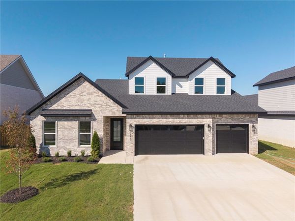 1850 Peacock Road , Centerton, AR 72719