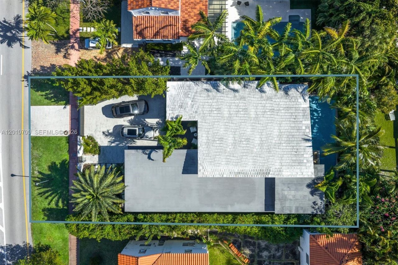 5225 La Gorce Dr, Miami Beach, FL 33140 Photo