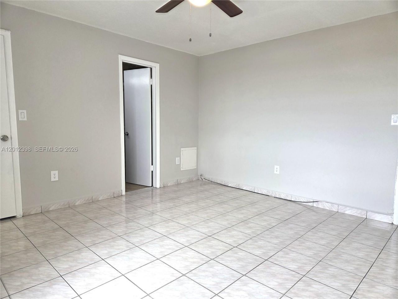 4670 W 13th Ln , Unit 507, Hialeah, FL 33012 Photo
