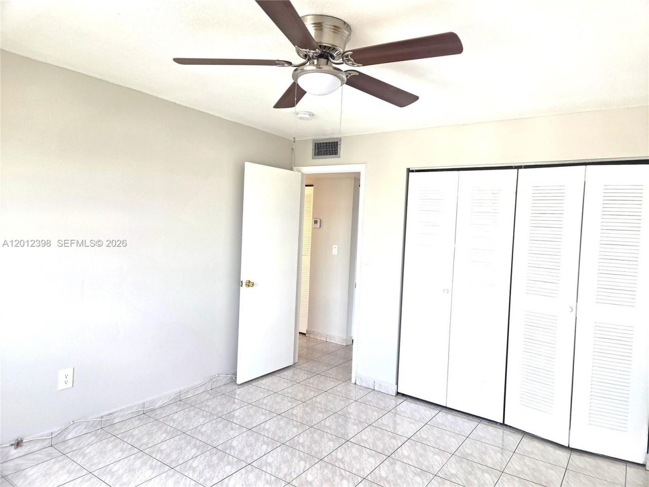 4670 W 13th Ln , Unit 507, Hialeah, FL 33012 Photo