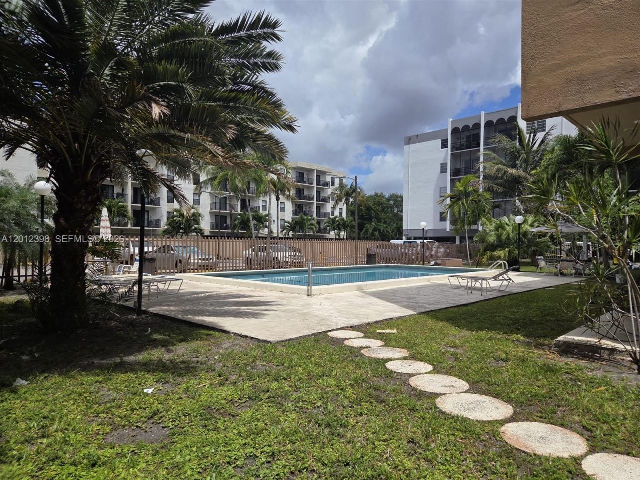 4670 W 13th Ln , Unit 507, Hialeah, FL 33012 Photo