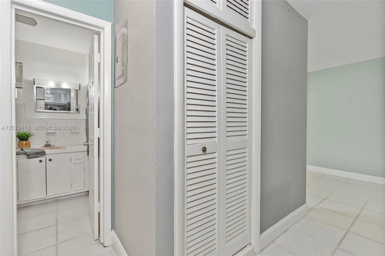 1817 NW 60th Ave, Unit G, Sunrise, FL 33313 Photo