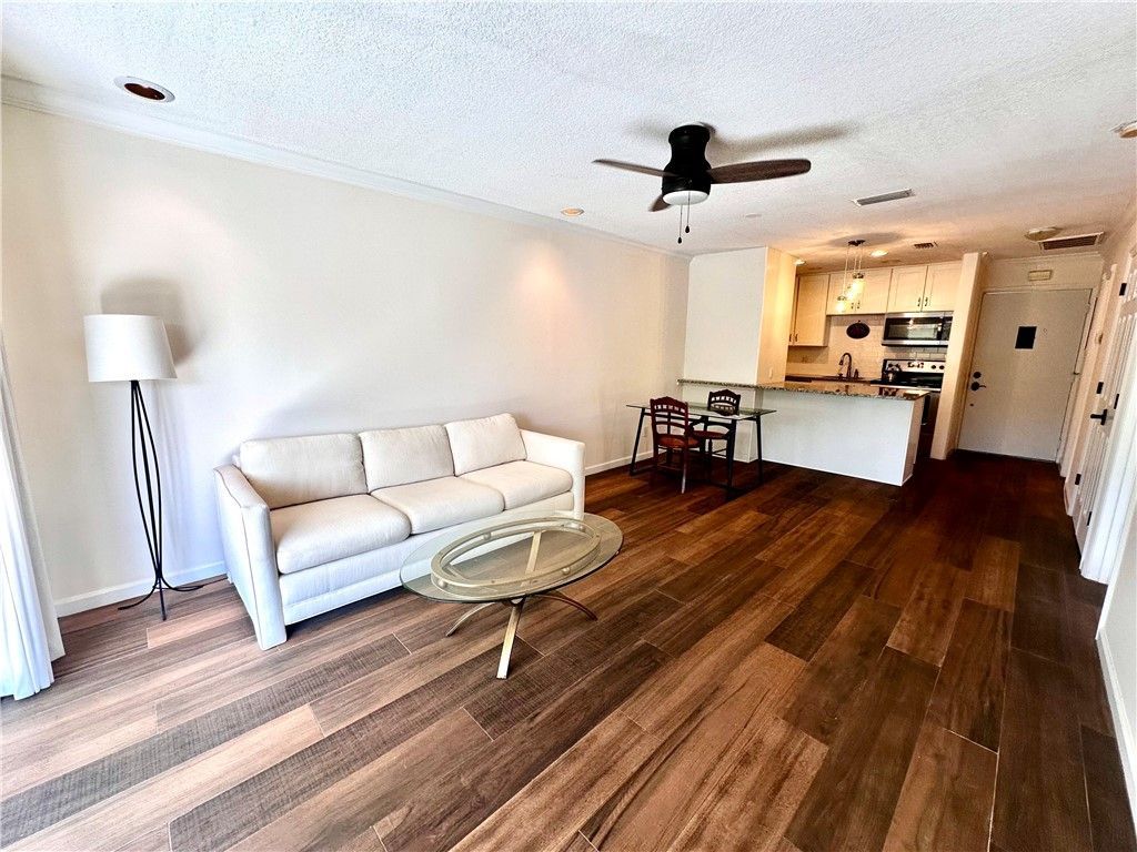1815 Robalo Drive, Unit C201, Vero Beach, FL 32960 Photo