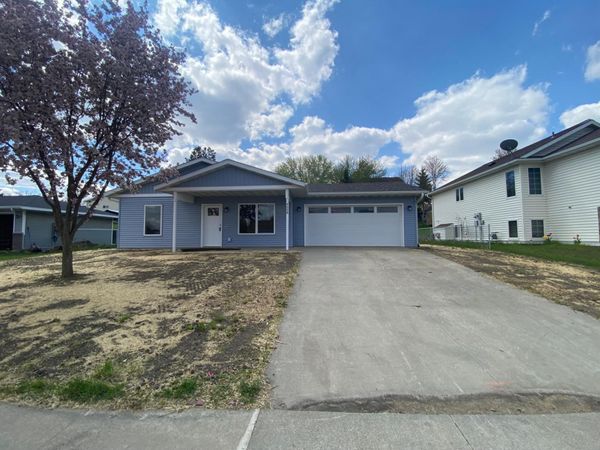 4608 Manor Brook Drive NW, Rochester, MN 55901