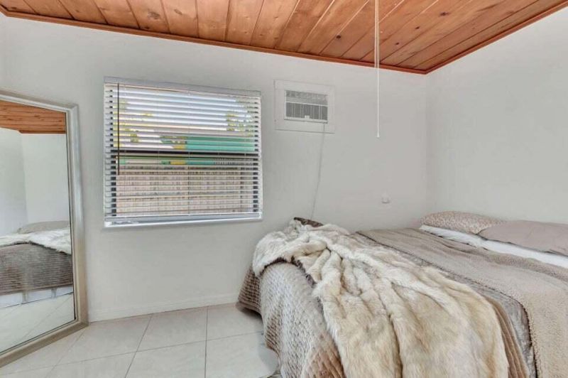 327 SE 3rd Avenue, Delray Beach, FL 33483 Photo
