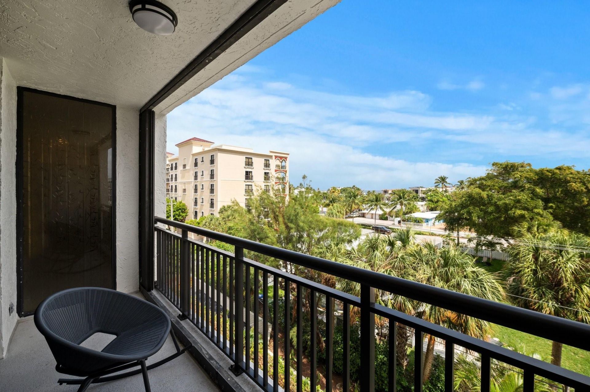 2300 NE 33rd Avenue, Unit 502, Fort Lauderdale, FL 33305 Photo