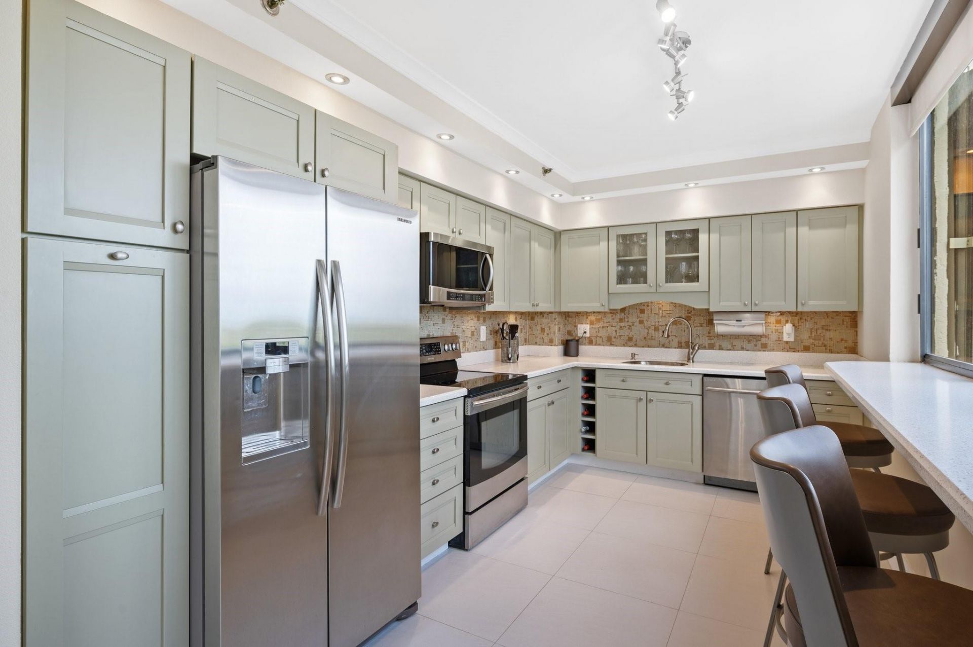 2300 NE 33rd Avenue, Unit 502, Fort Lauderdale, FL 33305 Photo