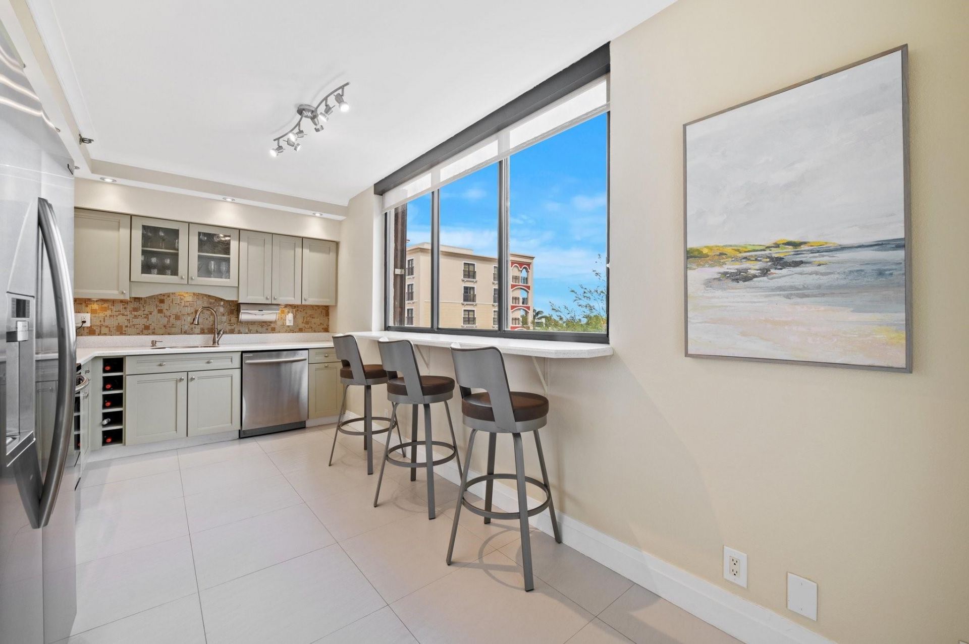 2300 NE 33rd Avenue, Unit 502, Fort Lauderdale, FL 33305 Photo